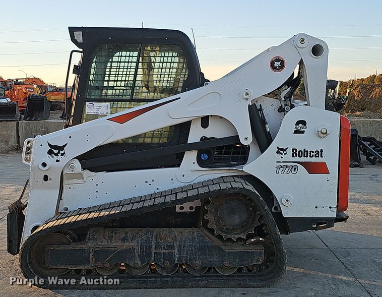 image for item DS5691 2021 Bobcat T770  tracked skid steer loader