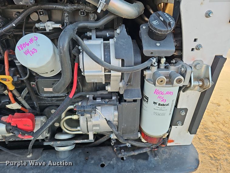 image for item DS5691 2021 Bobcat T770  tracked skid steer loader