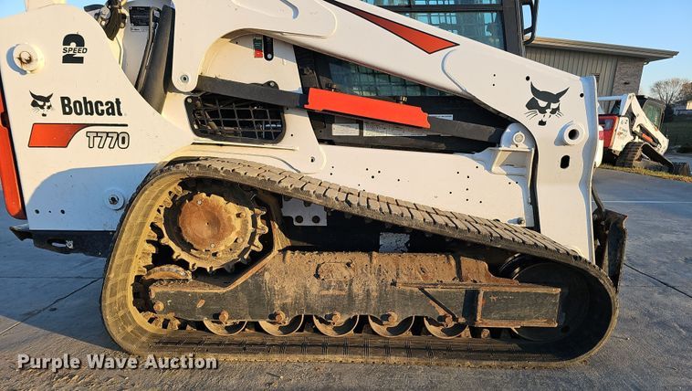 image for item DS5691 2021 Bobcat T770  tracked skid steer loader
