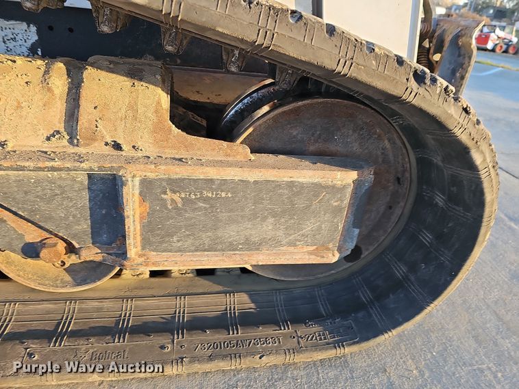 image for item DS5691 2021 Bobcat T770  tracked skid steer loader