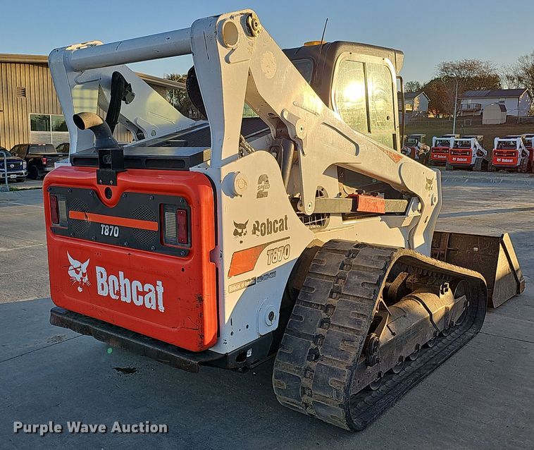 image for item DS5692 2019 Bobcat T870  tracked skid steer loader