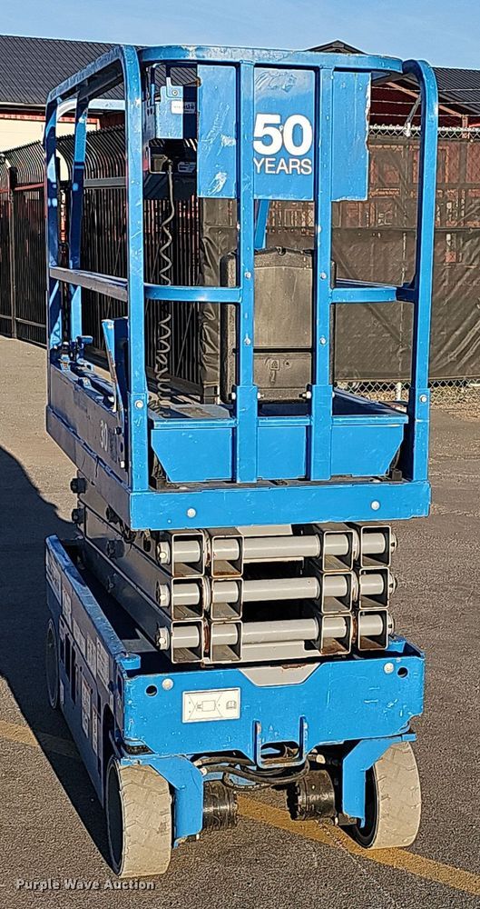 image for item DS5717 2016 Genie GS-1930  scissor lift