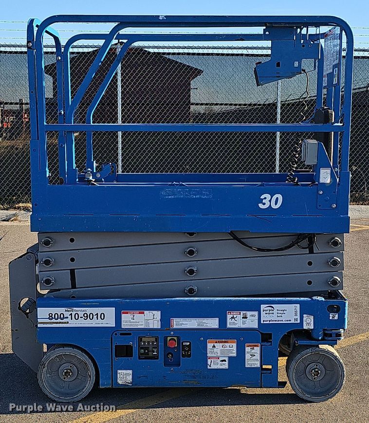 image for item DS5717 2016 Genie GS-1930  scissor lift