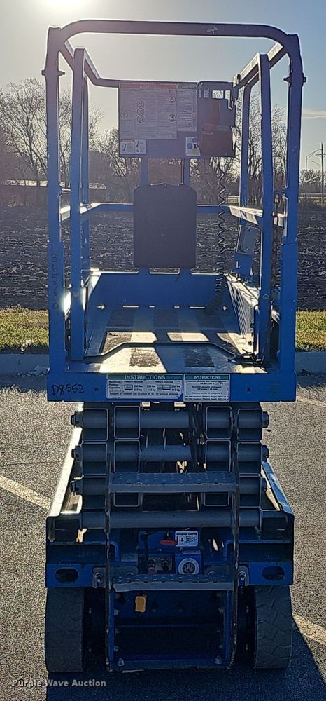 image for item DS5717 2016 Genie GS-1930  scissor lift