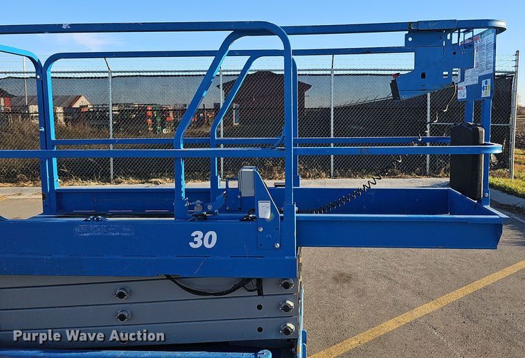 image for item DS5717 2016 Genie GS-1930  scissor lift