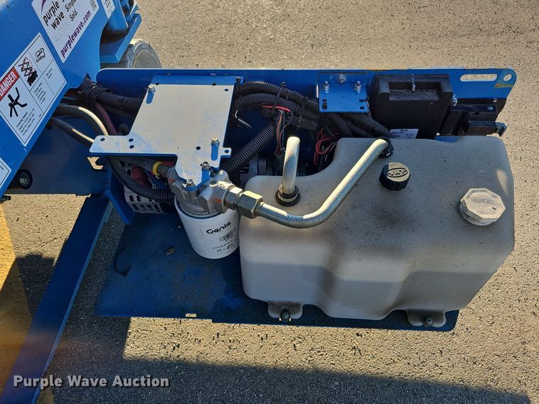 image for item DS5717 2016 Genie GS-1930  scissor lift