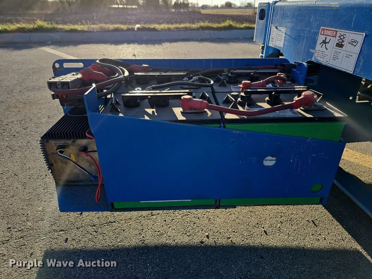 image for item DS5717 2016 Genie GS-1930  scissor lift