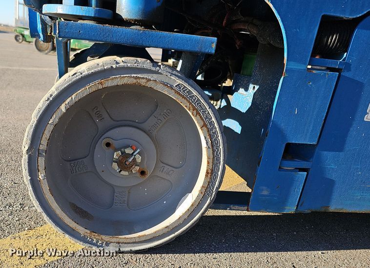 image for item DS5717 2016 Genie GS-1930  scissor lift