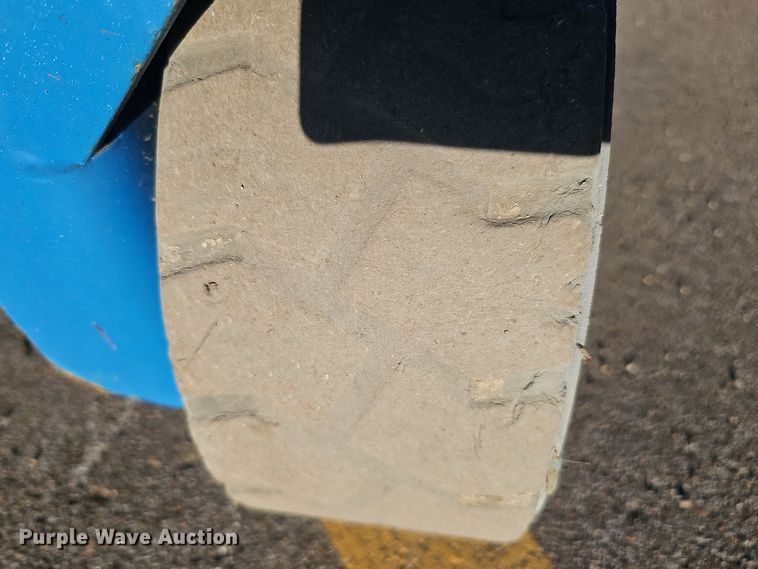 image for item DS5717 2016 Genie GS-1930  scissor lift