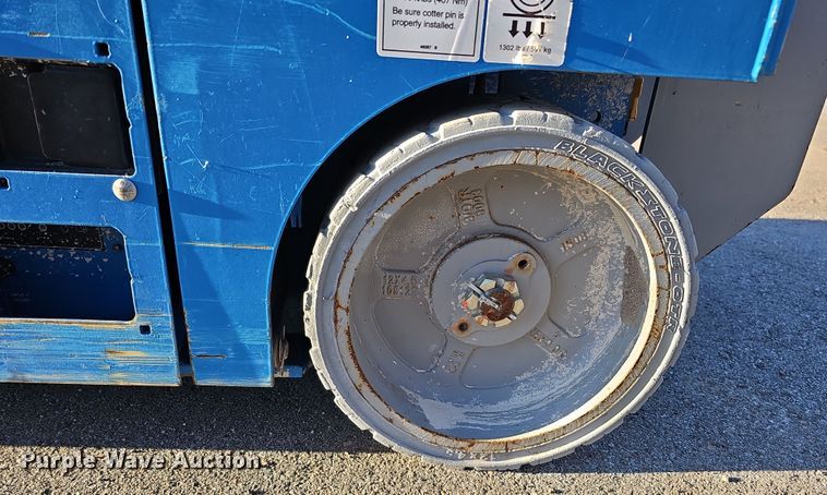 image for item DS5717 2016 Genie GS-1930  scissor lift