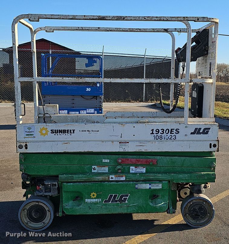 image for item DS5718 2018 JLG 1930ES  scissor lift