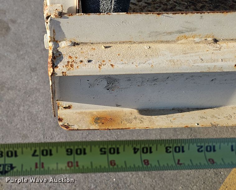 image for item DS5718 2018 JLG 1930ES  scissor lift