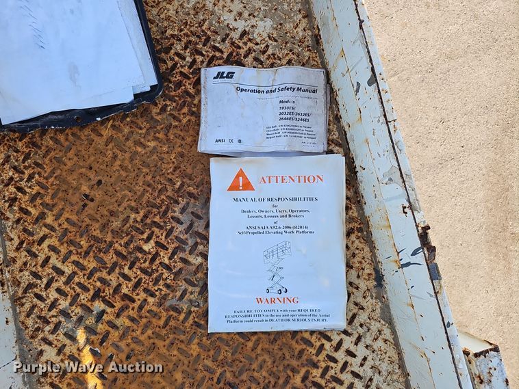 image for item DS5718 2018 JLG 1930ES  scissor lift