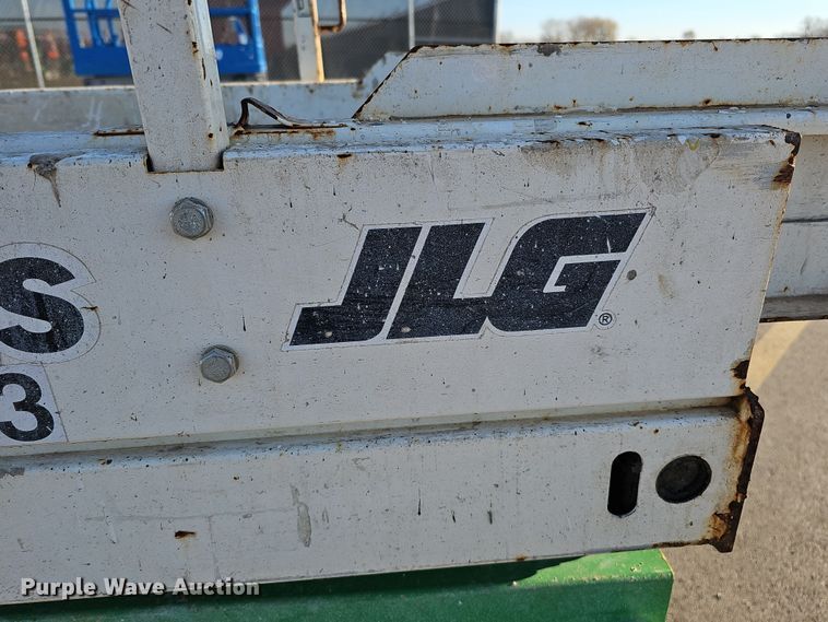 image for item DS5718 2018 JLG 1930ES  scissor lift