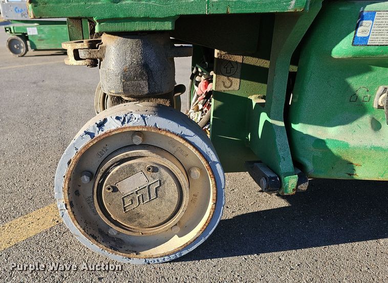 image for item DS5718 2018 JLG 1930ES  scissor lift