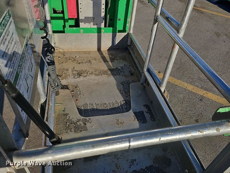 image for item DS5719 2015 Genie Runabout GR-20  vertical lift