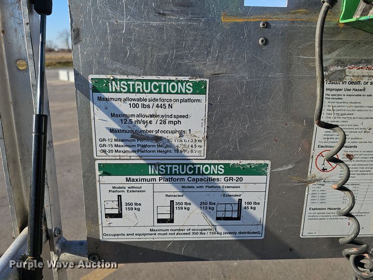 image for item DS5719 2015 Genie Runabout GR-20  vertical lift