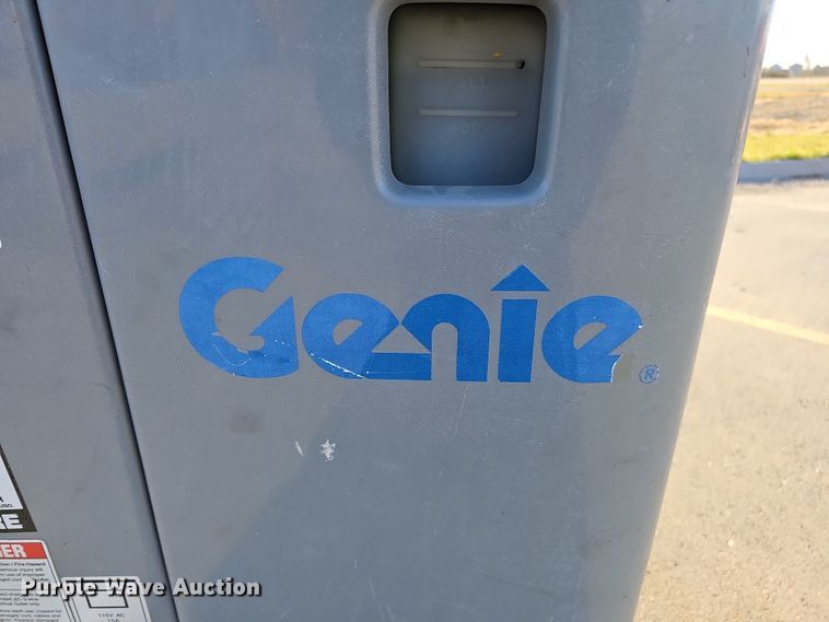 image for item DS5719 2015 Genie Runabout GR-20  vertical lift