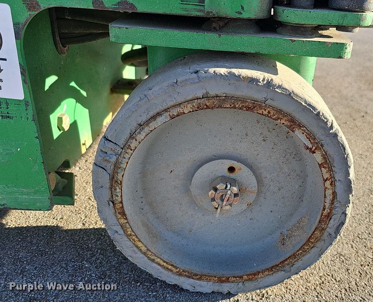 image for item DS5719 2015 Genie Runabout GR-20  vertical lift