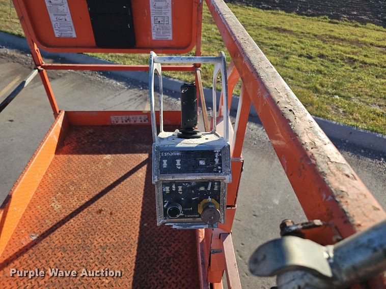 image for item DS5720 2016 Snorkel S4726E  scissor lift
