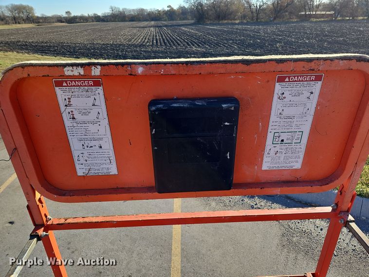 image for item DS5720 2016 Snorkel S4726E  scissor lift