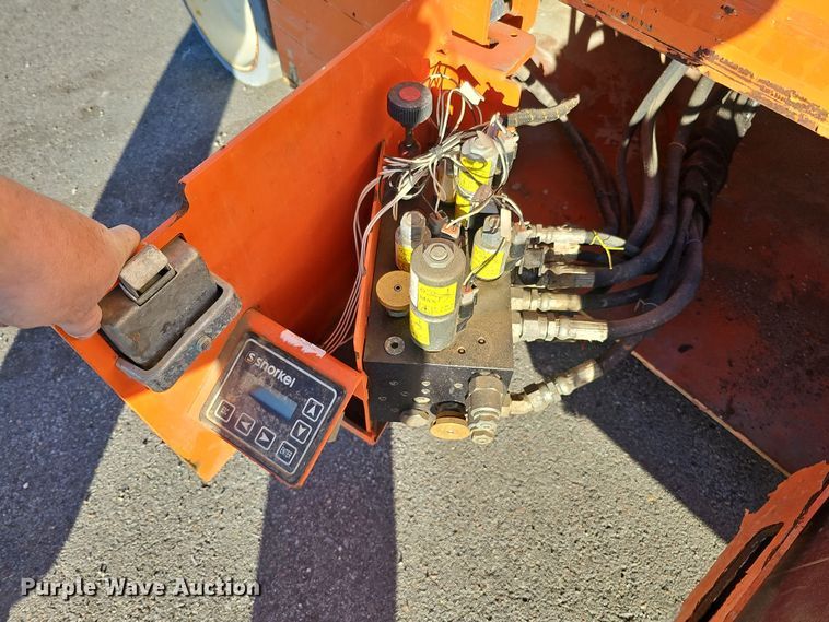 image for item DS5720 2016 Snorkel S4726E  scissor lift