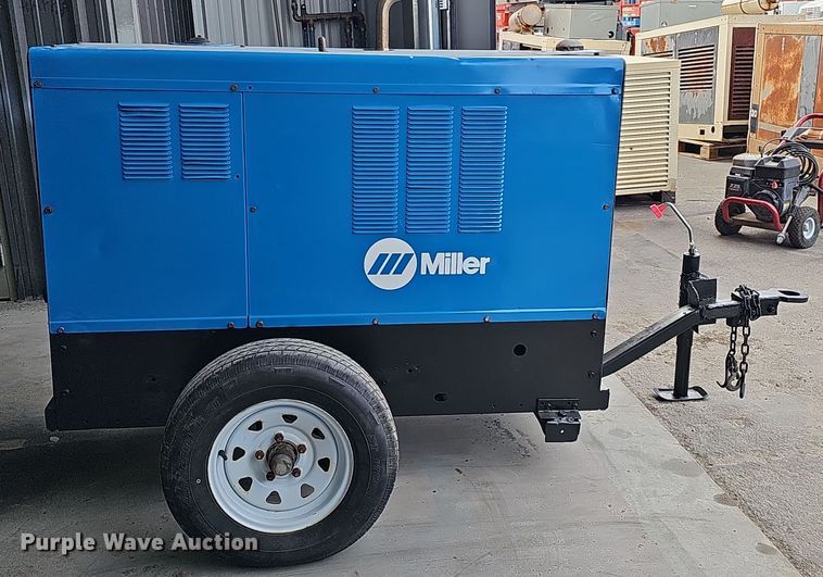 image for item DS5723 Miller Big Blue 402P  welder/generator