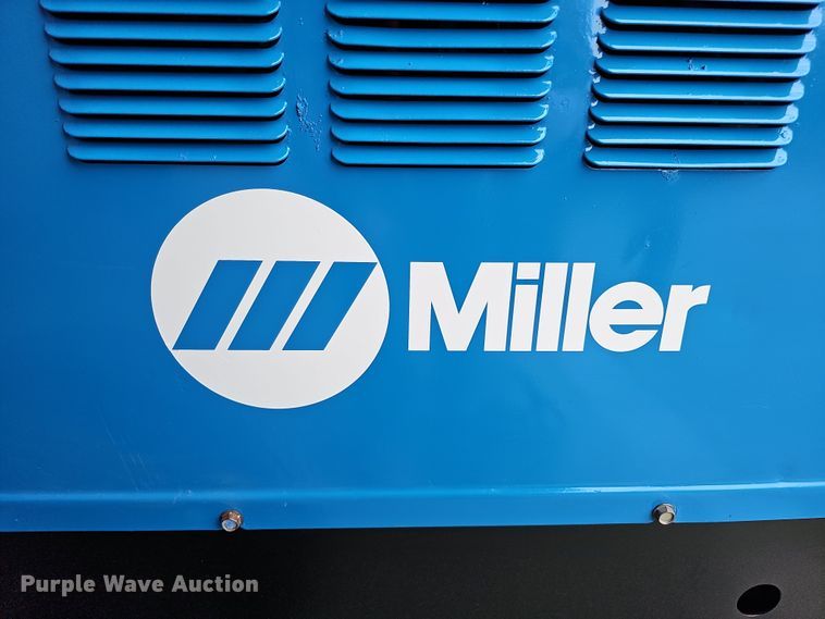 image for item DS5723 Miller Big Blue 402P  welder/generator