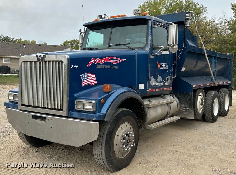 image for item DW2764 2000 Westernstar 4900  dump truck