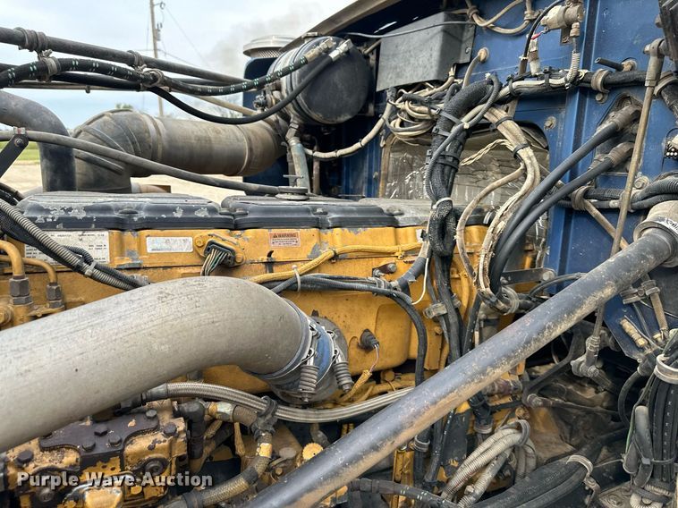 image for item DW2764 2000 Westernstar 4900  dump truck