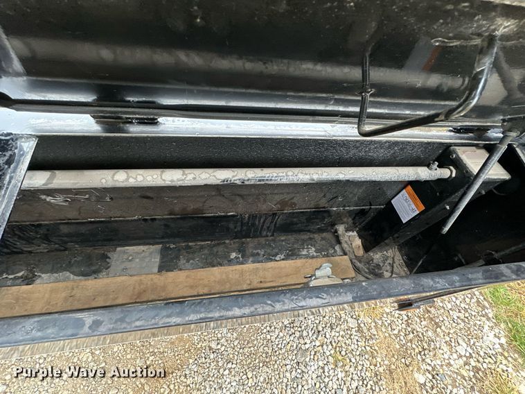 image for item DW2891 2017 Load Trail  equipment trailer