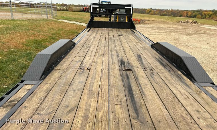 image for item DW2891 2017 Load Trail  equipment trailer