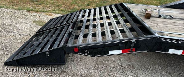 image for item DW2891 2017 Load Trail  equipment trailer