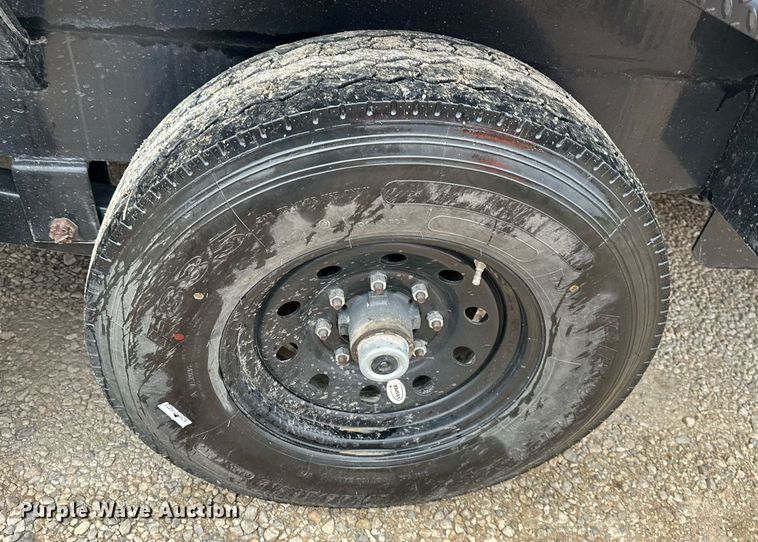 image for item DW2891 2017 Load Trail  equipment trailer