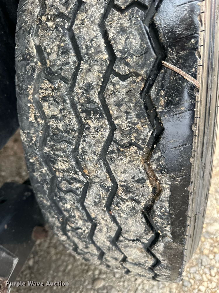 image for item DW2891 2017 Load Trail  equipment trailer