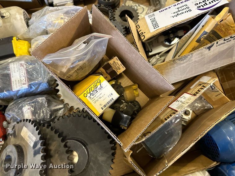 image for item DW2893 Electrical supplies