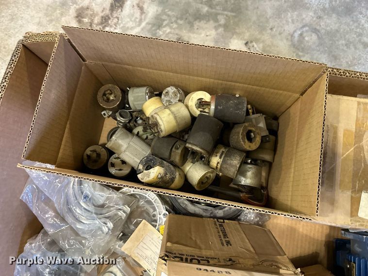 image for item DW2893 Electrical supplies