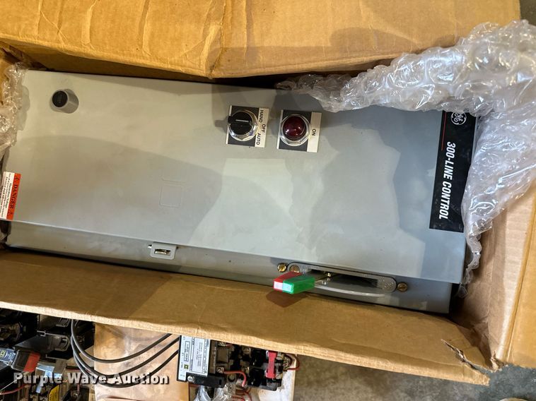 image for item DW2893 Electrical supplies