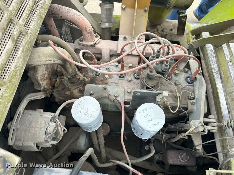 image for item DW2895 Clark  forklift