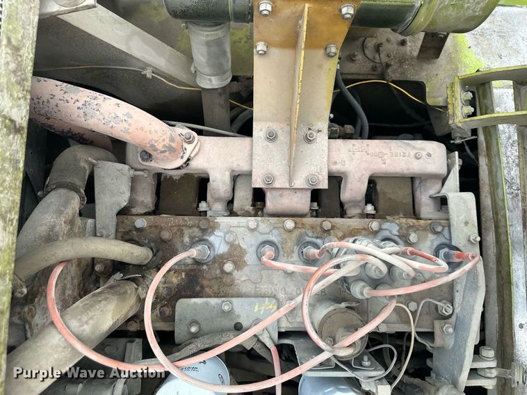 image for item DW2895 Clark  forklift