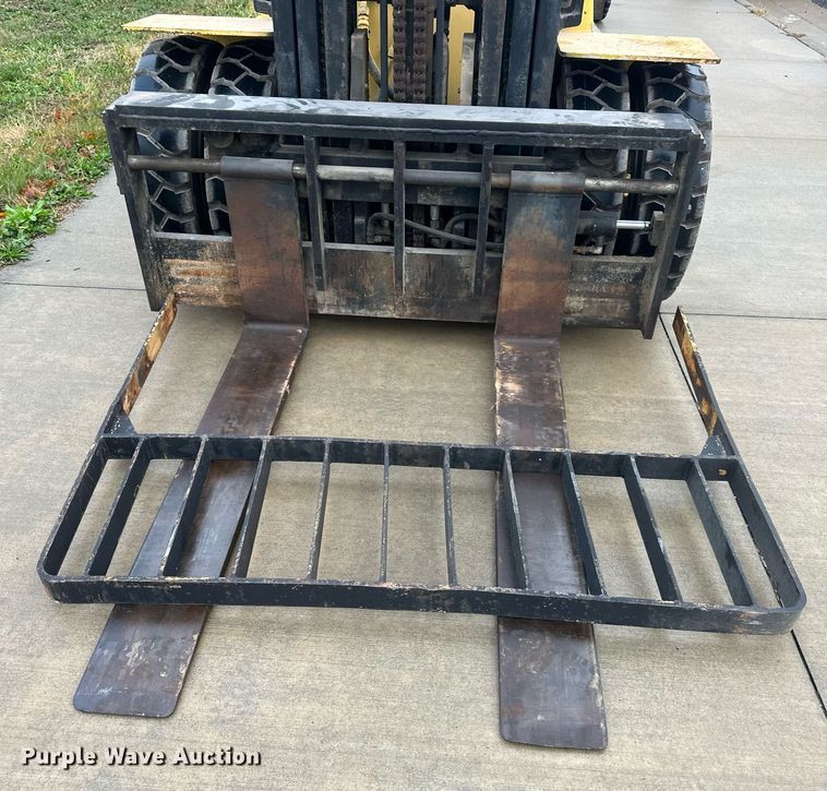 image for item DW2896 Hyster H80XL  forklift