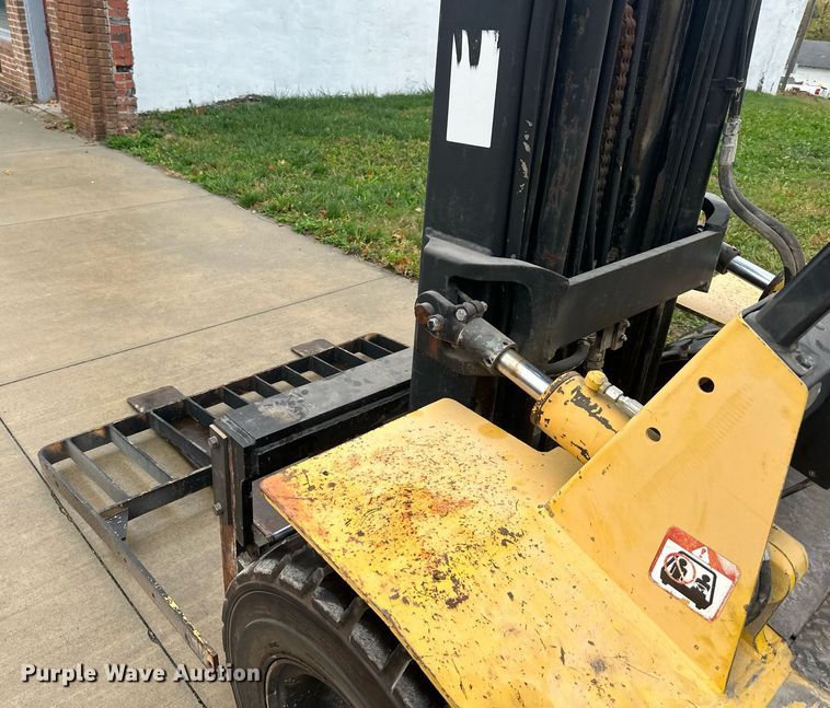 image for item DW2896 Hyster H80XL  forklift