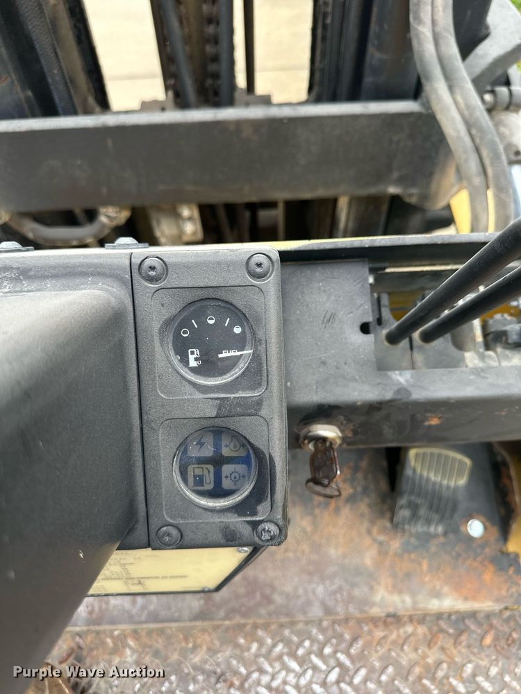 image for item DW2896 Hyster H80XL  forklift