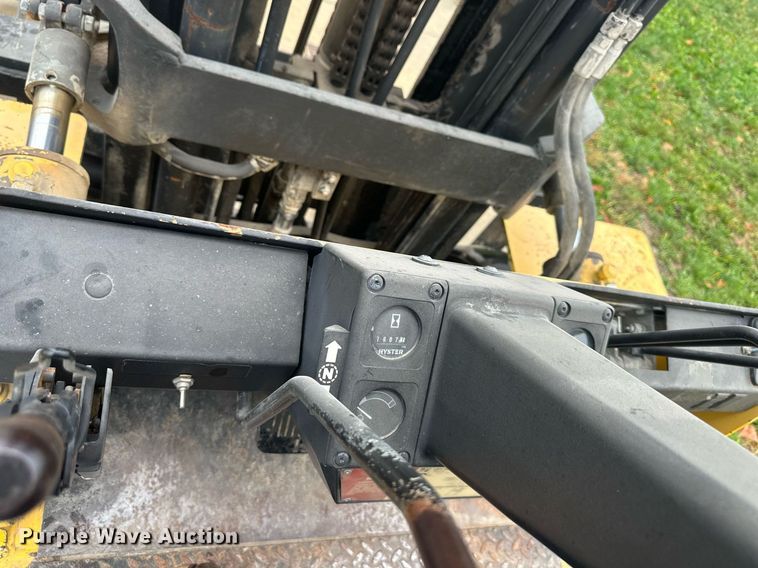 image for item DW2896 Hyster H80XL  forklift