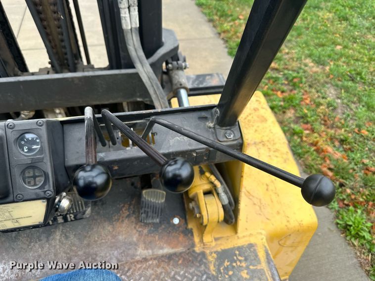 image for item DW2896 Hyster H80XL  forklift