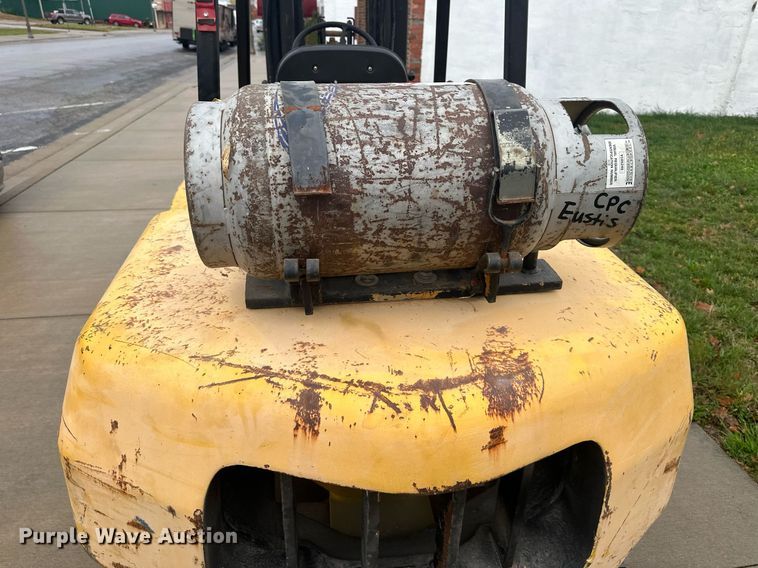 image for item DW2896 Hyster H80XL  forklift