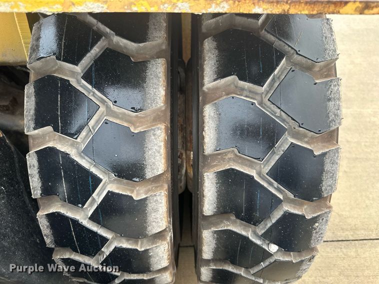 image for item DW2896 Hyster H80XL  forklift