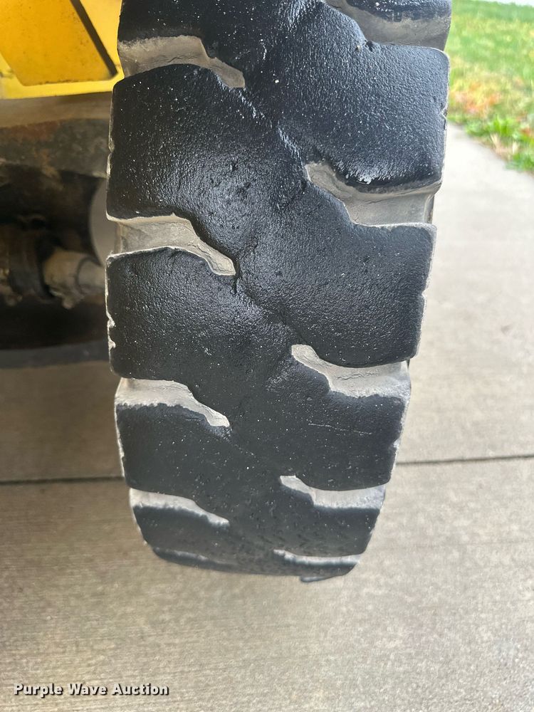 image for item DW2896 Hyster H80XL  forklift