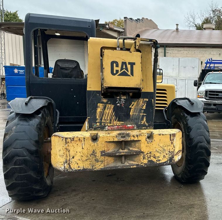 image for item DW2898 1996 Caterpillar TH83  telehandler