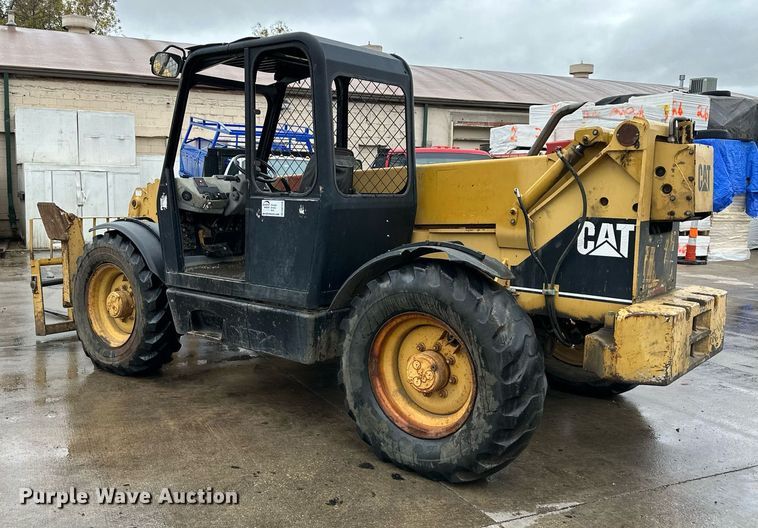 image for item DW2898 1996 Caterpillar TH83  telehandler